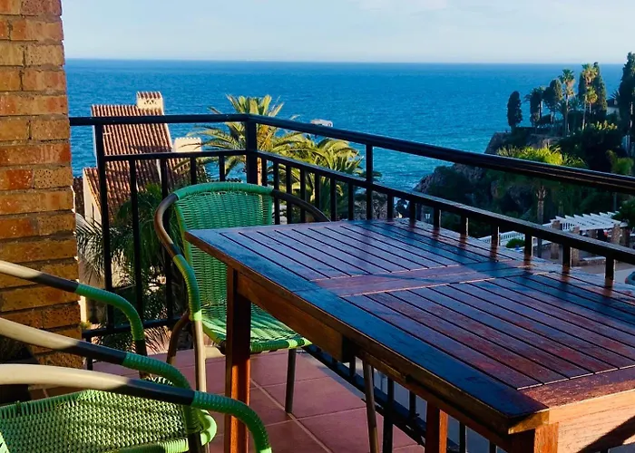 Luxury Sea View 2 Bedroom By Maison Jaken ネルハ